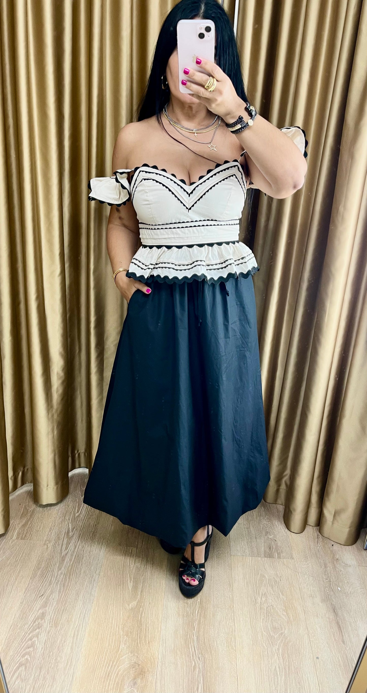 Balloon Black Maxi Skirt