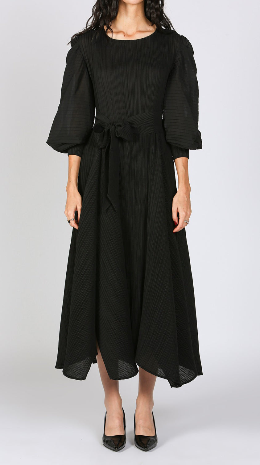 TIE WAIST PLEATS MIDI DRESS