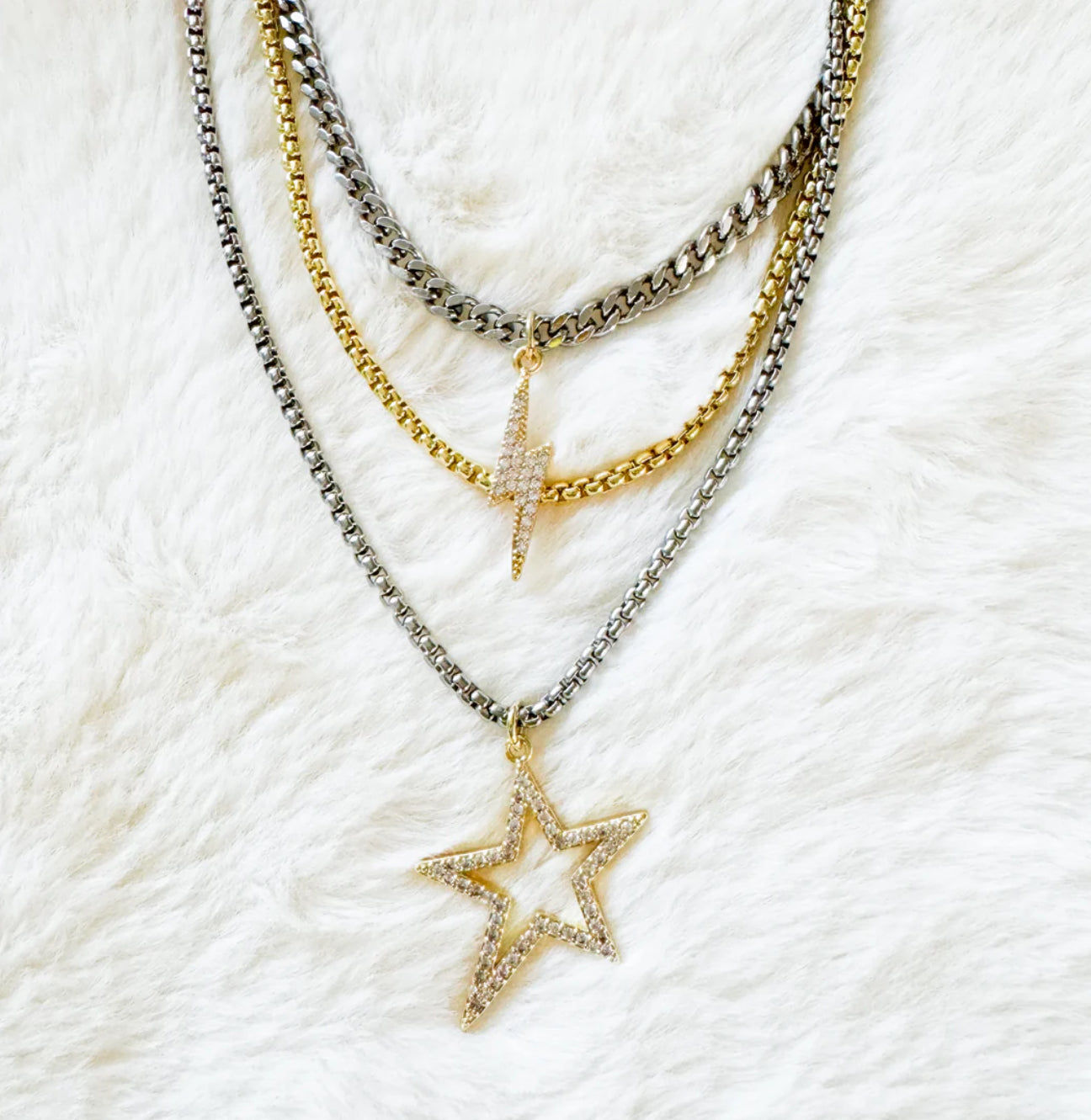 CELESTINE NECKLACE