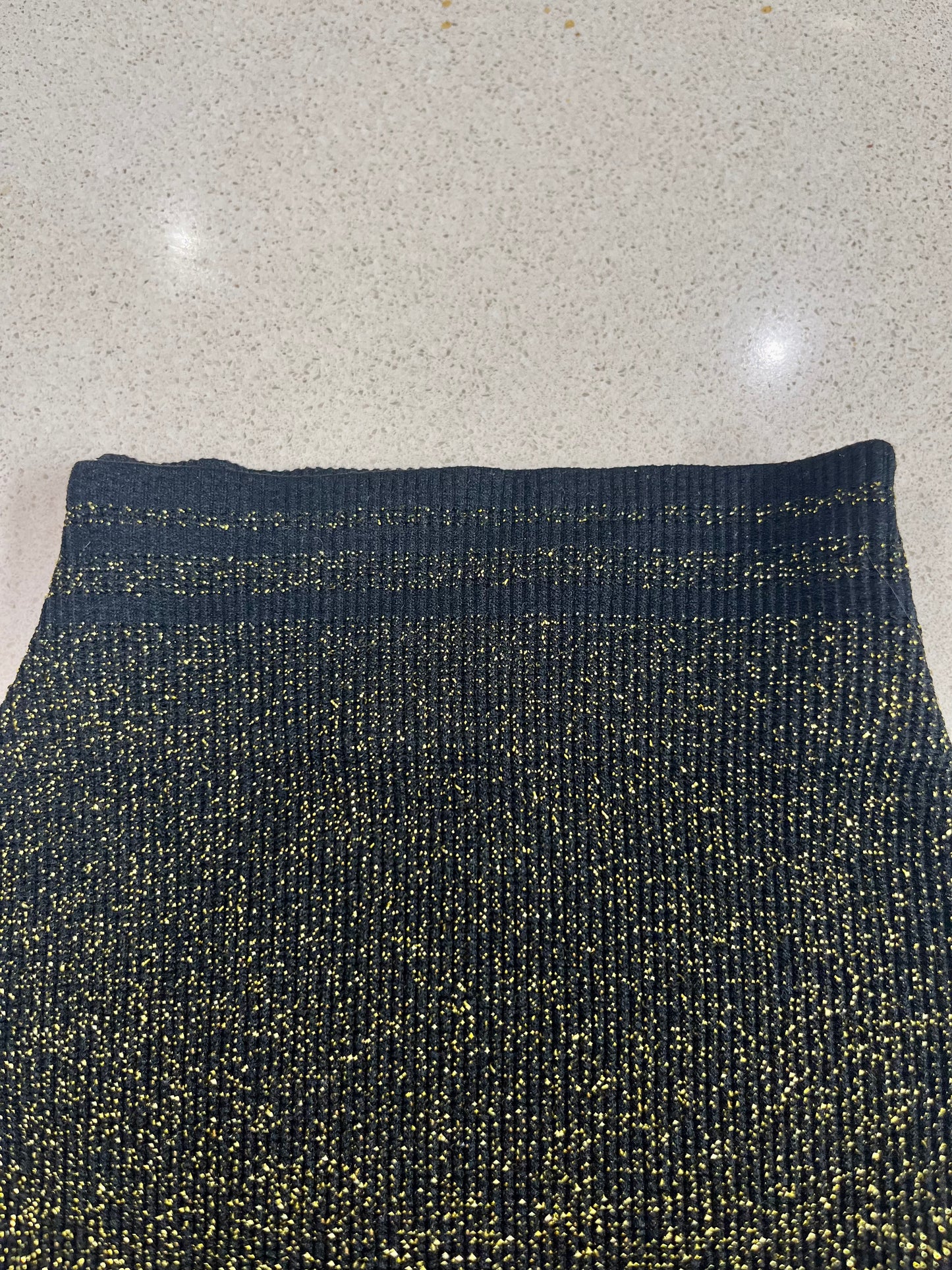 Basic Turtle Neck Glitter Top