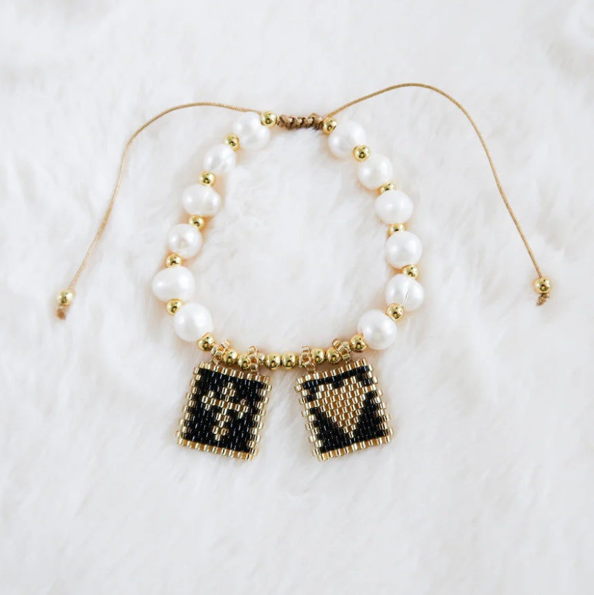 Heart + Cross Pearls Bracelet