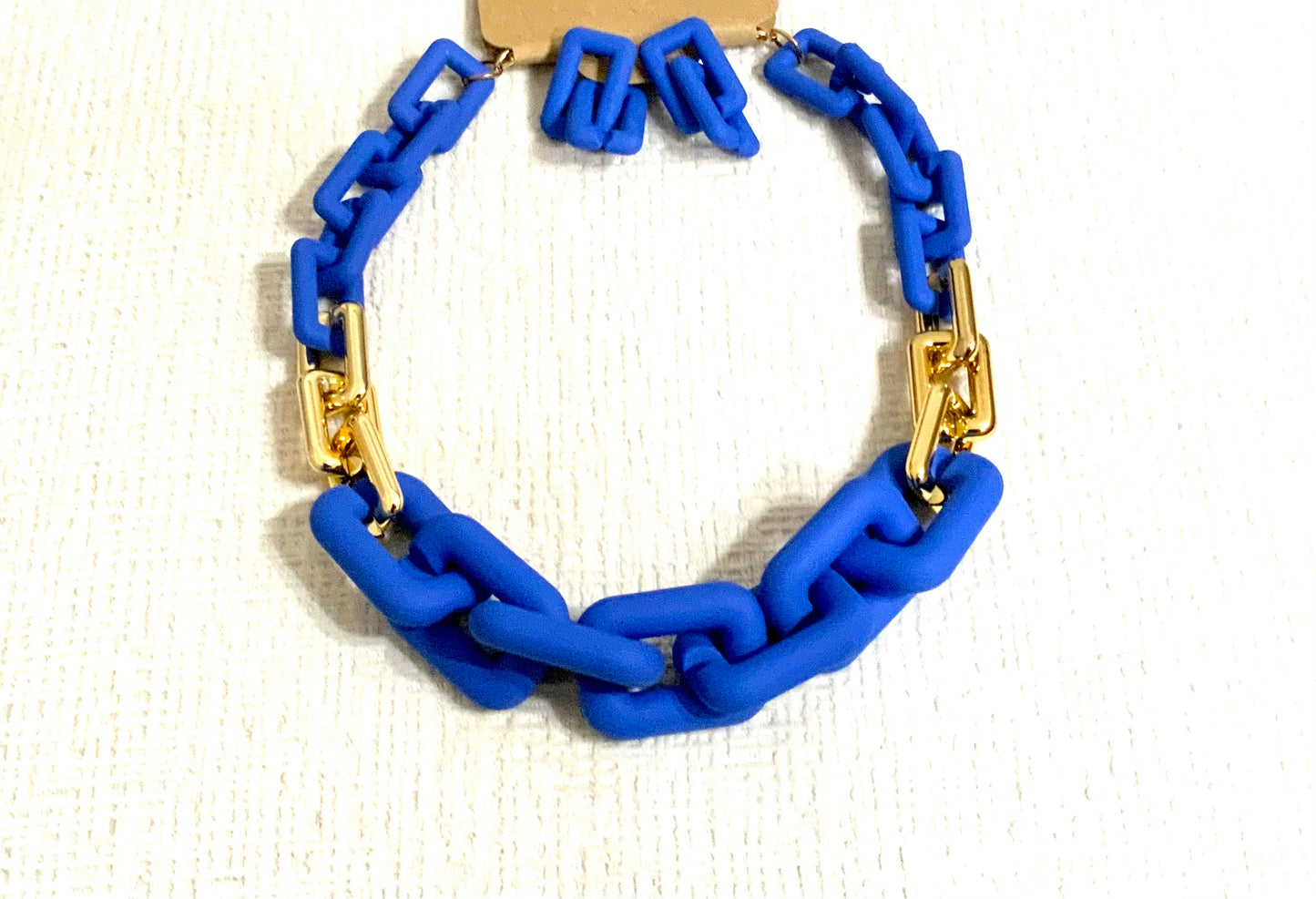 Bold links necklaces