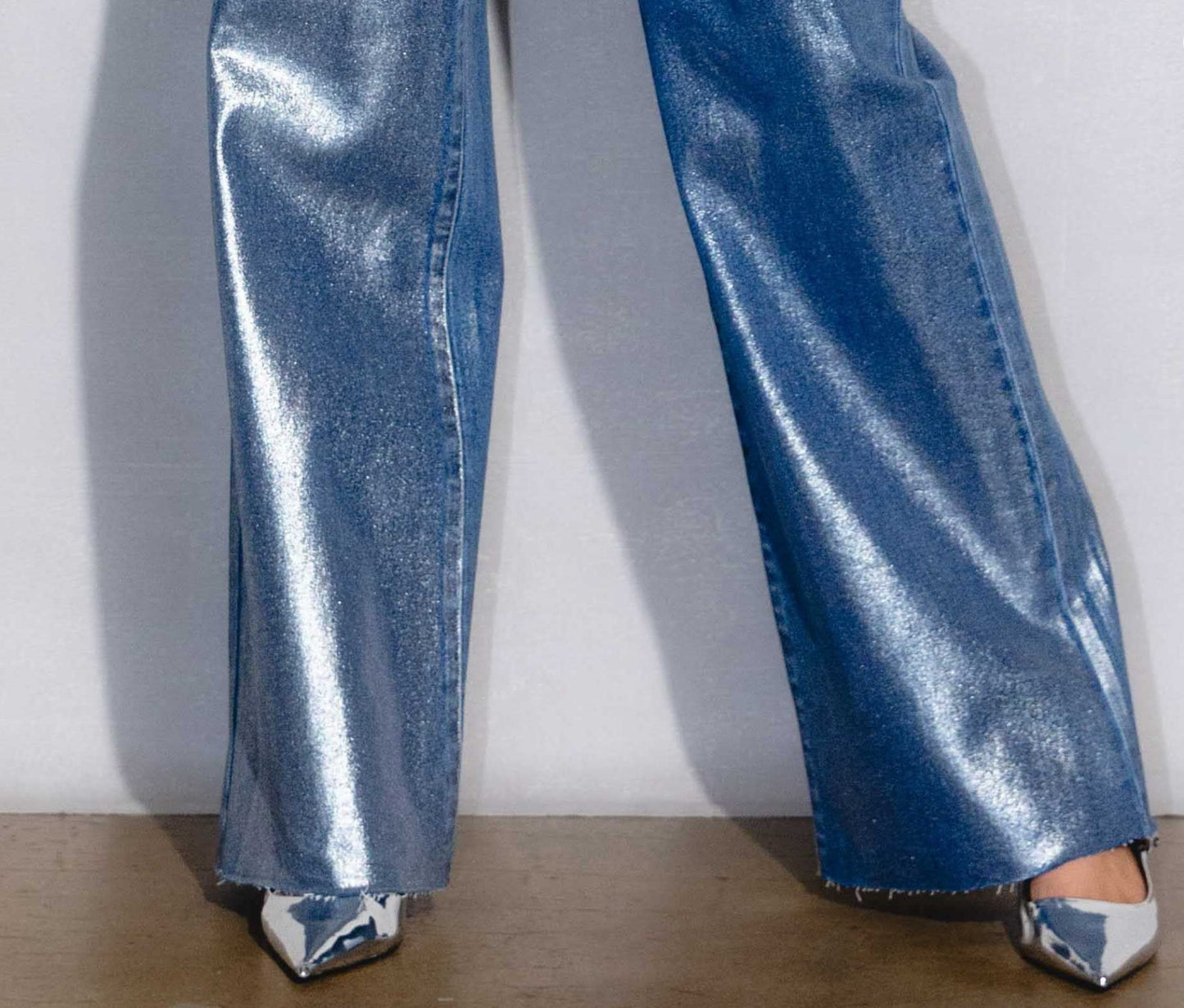 METALLIC JEANS