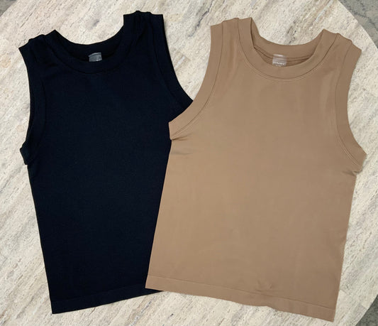 Basic soft round neck