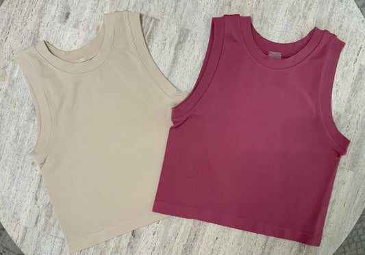 Basic soft waist top