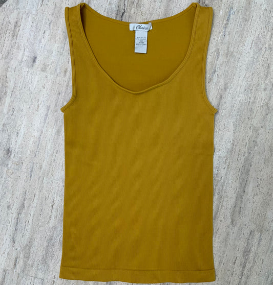 Basic round neck top